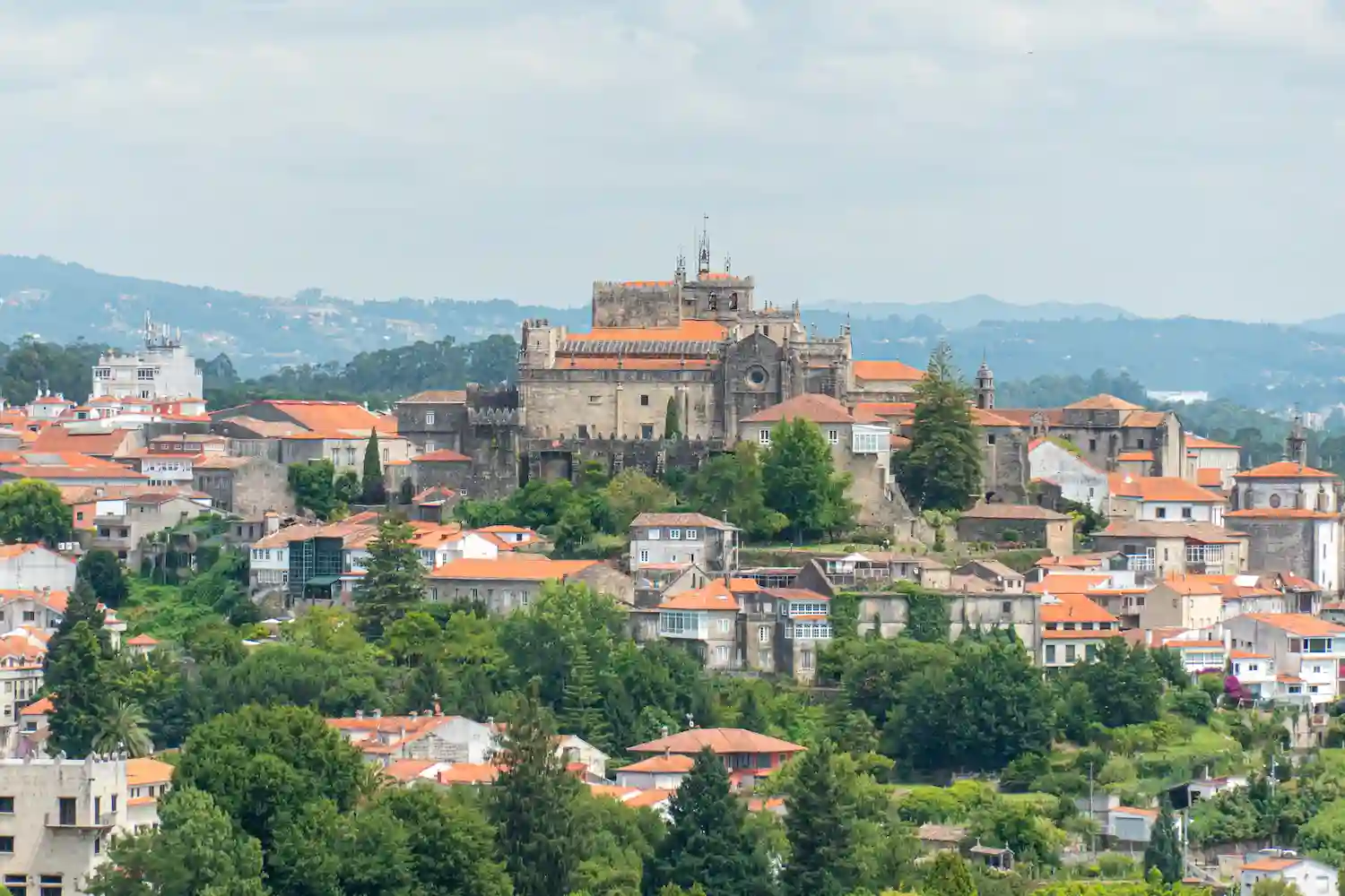 una imagen de la catedral de tui
