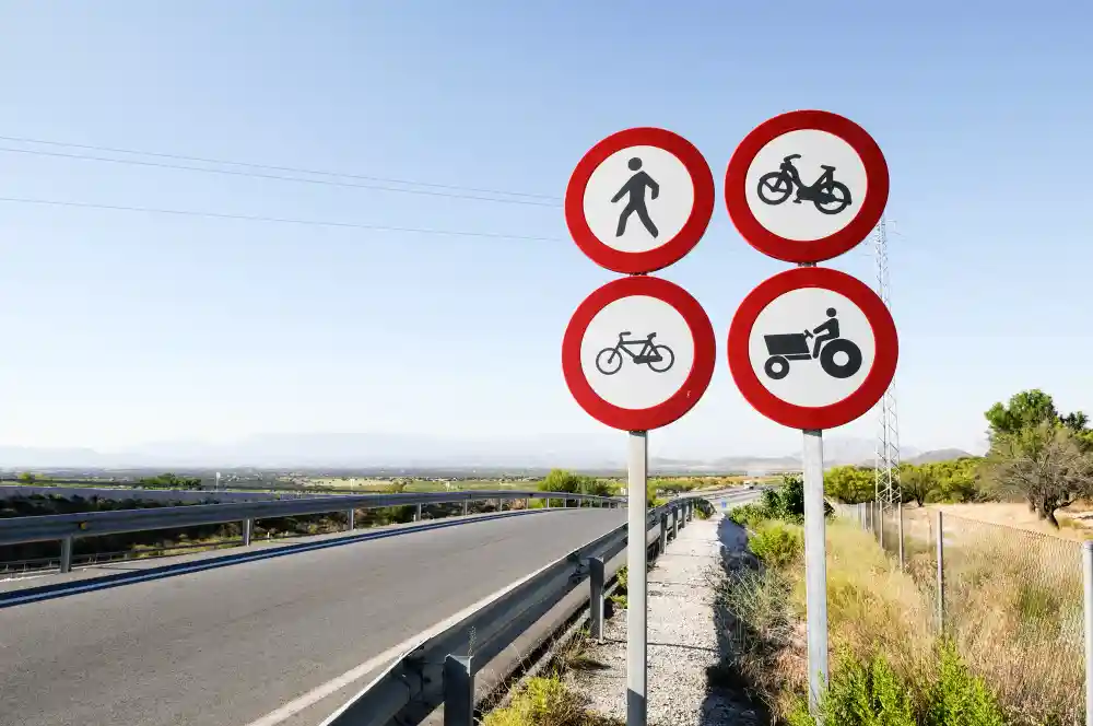 nuevas señales de tráfico dgt