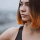 chica con piercing para la migraña
