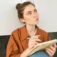 chica escribe autobiografía