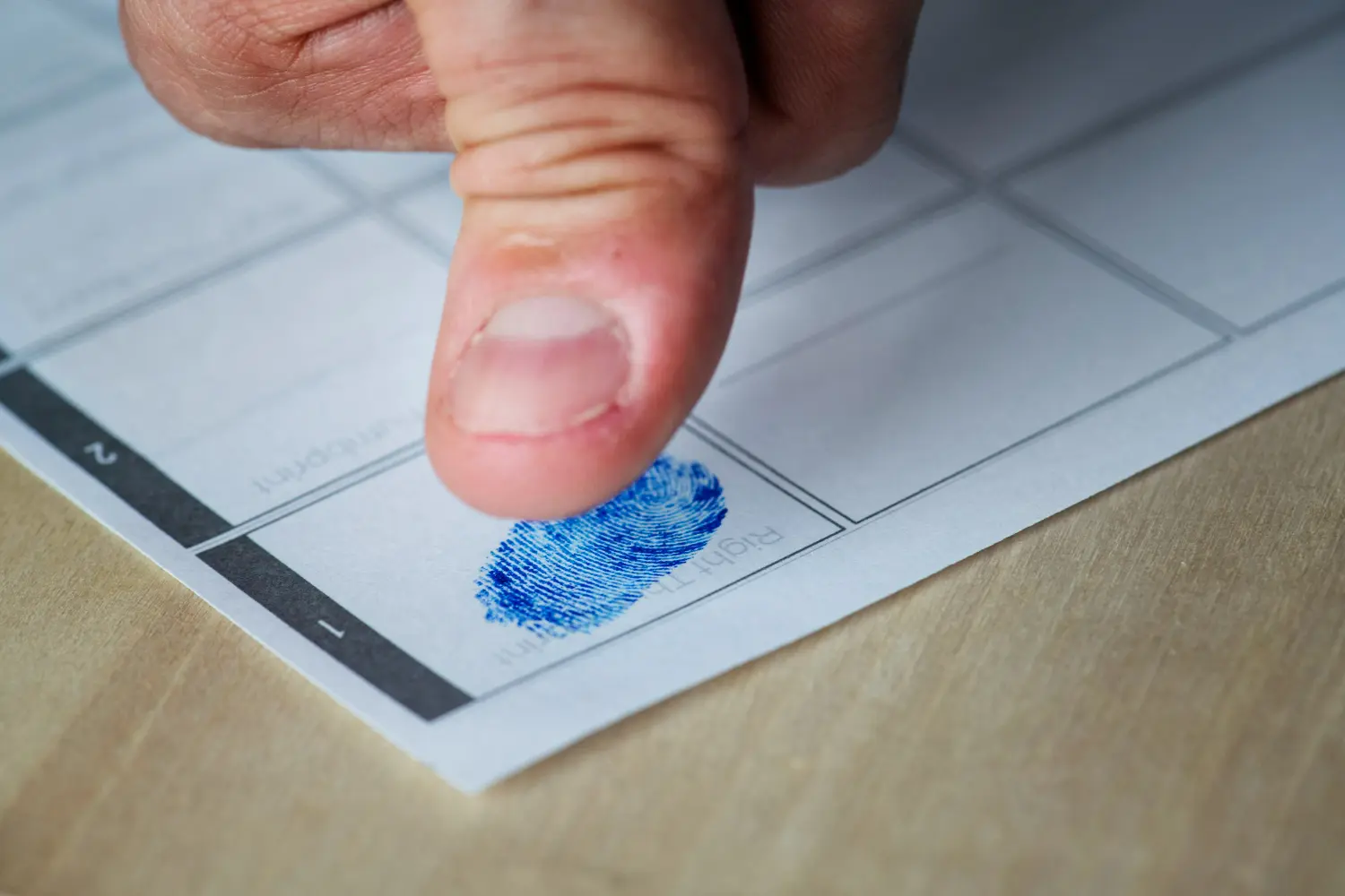 cuánto cuesta renovar el documento nacional de identidad