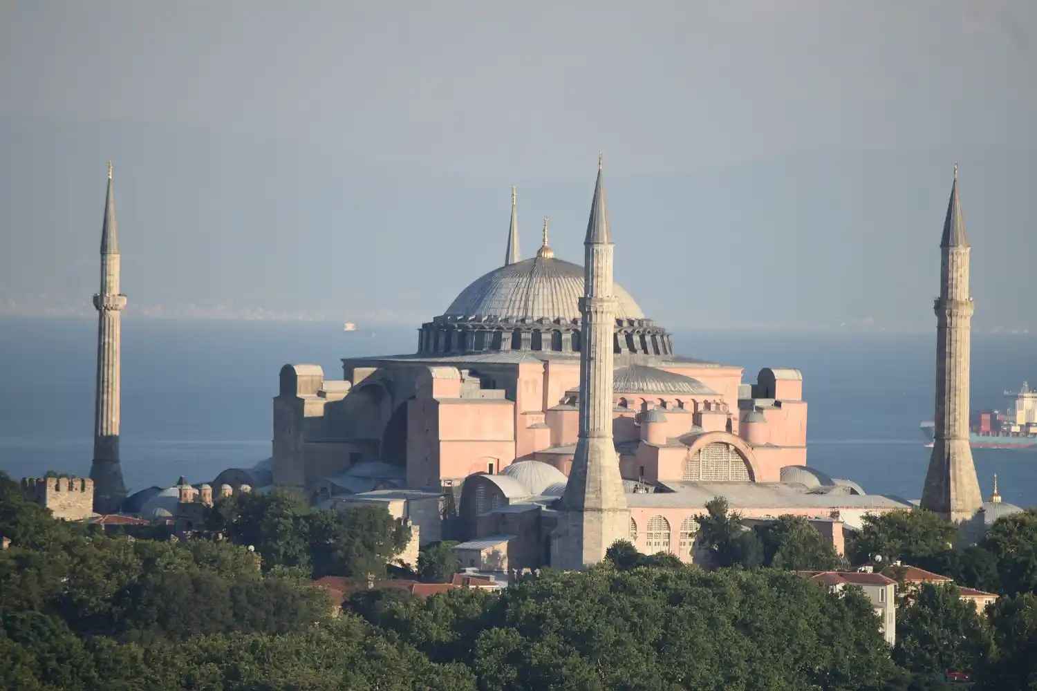 por qué no se puede visitar santa sofia