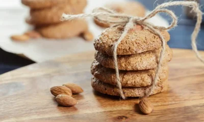 varias galletas speculoos enlazados