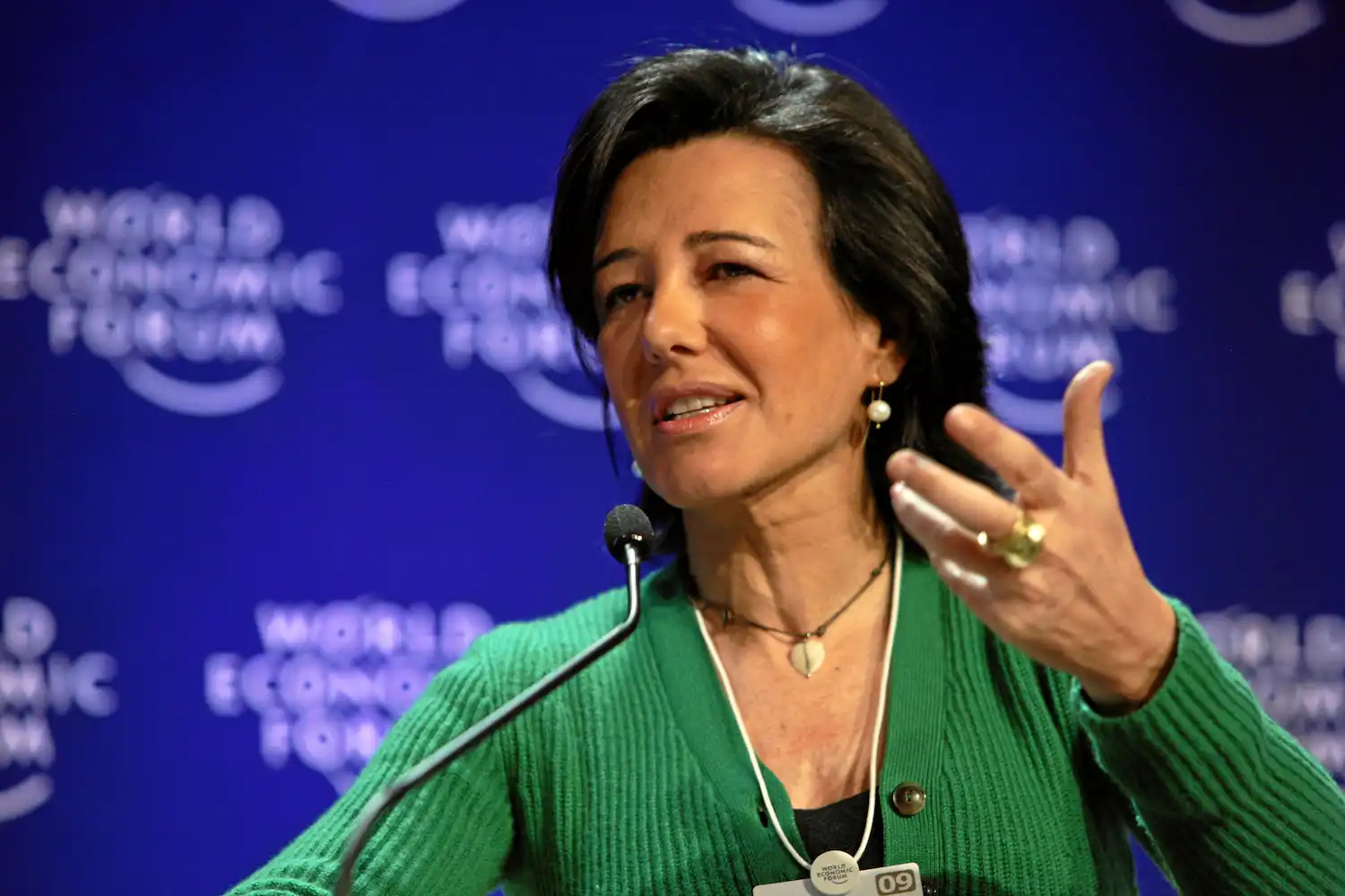 Ana Botín durante una conferencia