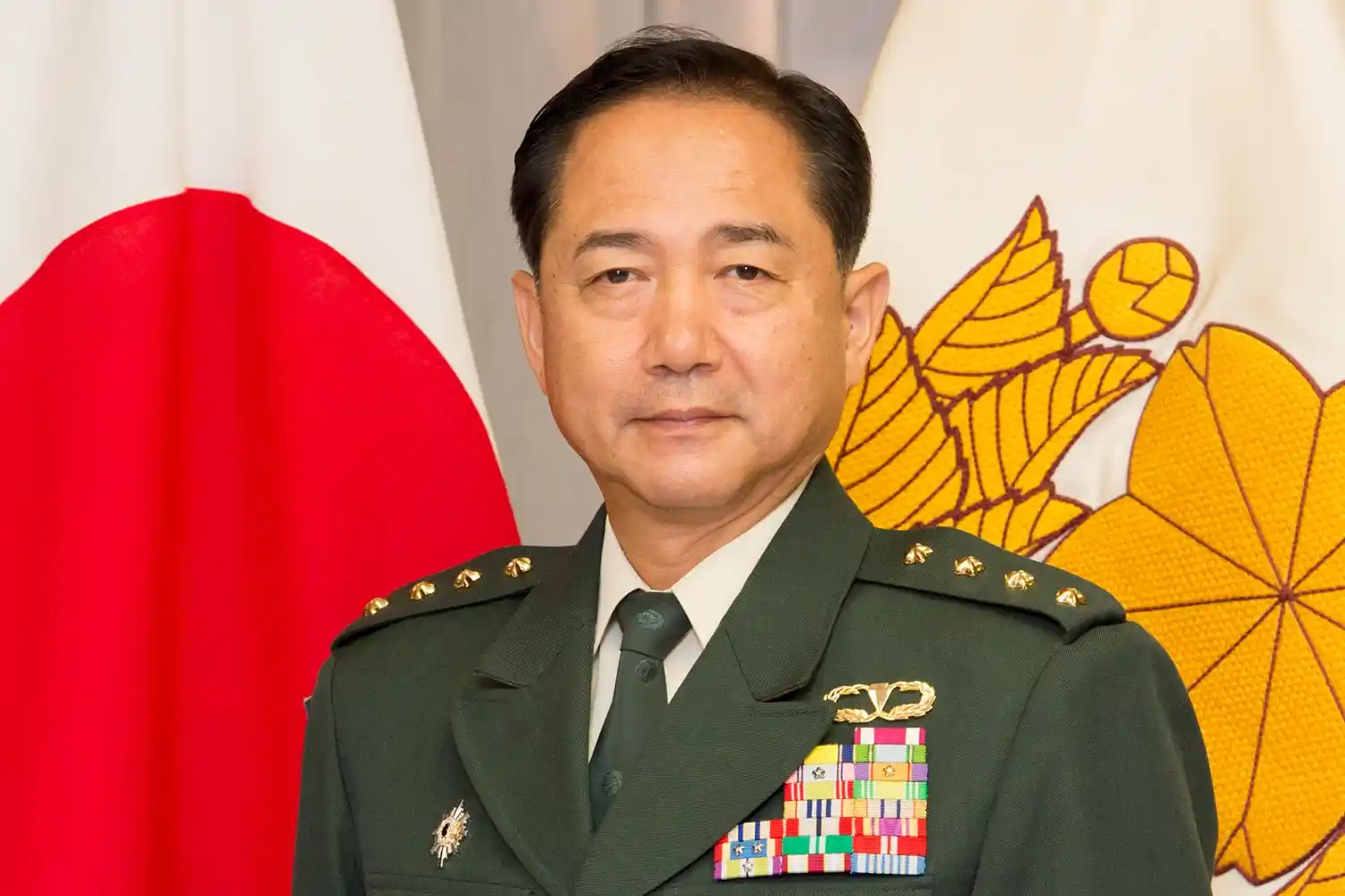 Japón acelera su gasto militar al 2%