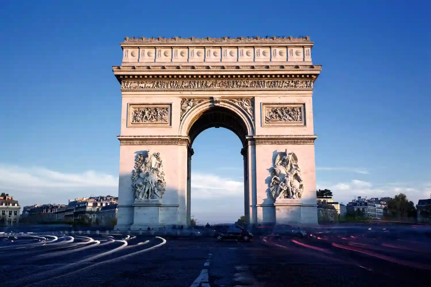 Lecornu dimite, Francia sin gobierno