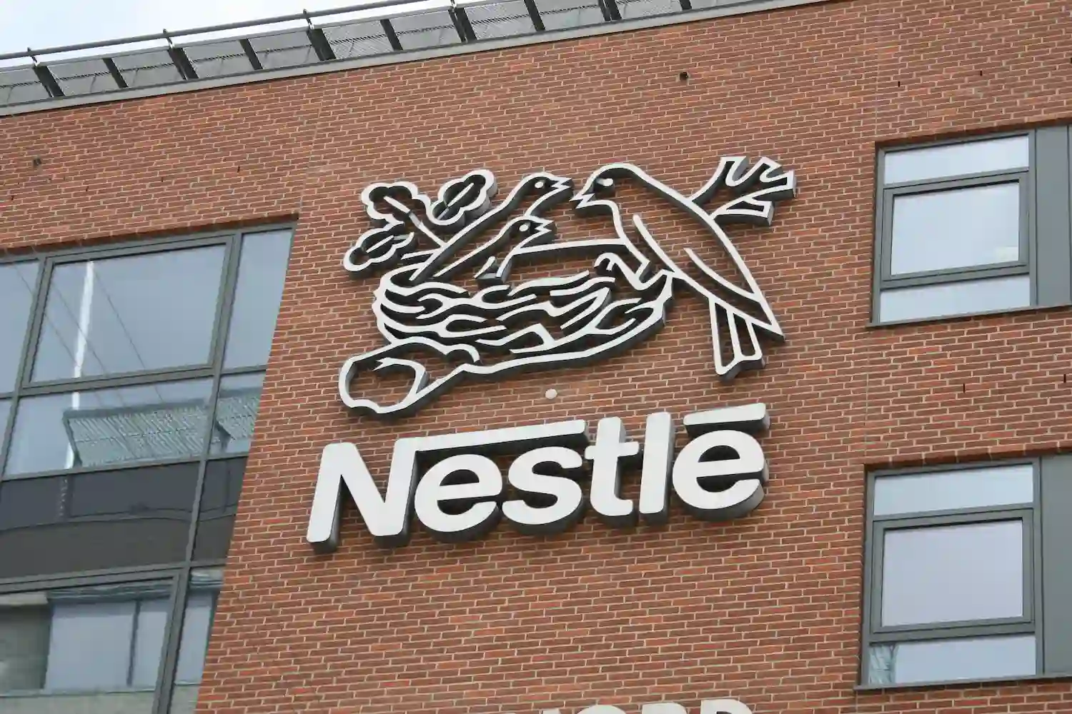 Nestlé despedirá a 16.000