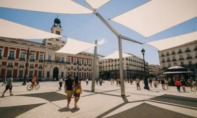 Por qué Madrid retira los toldos de Sol