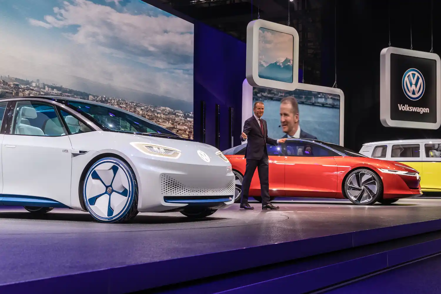 Volkswagen cae en números rojos
