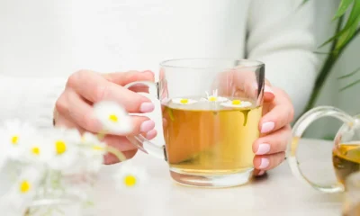 la manzanilla es buena para la diarrea