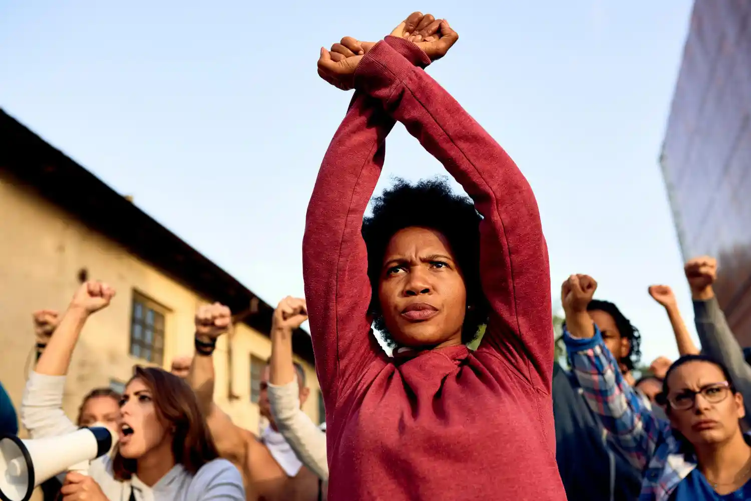 puede Noboa frenar mafias y protestas