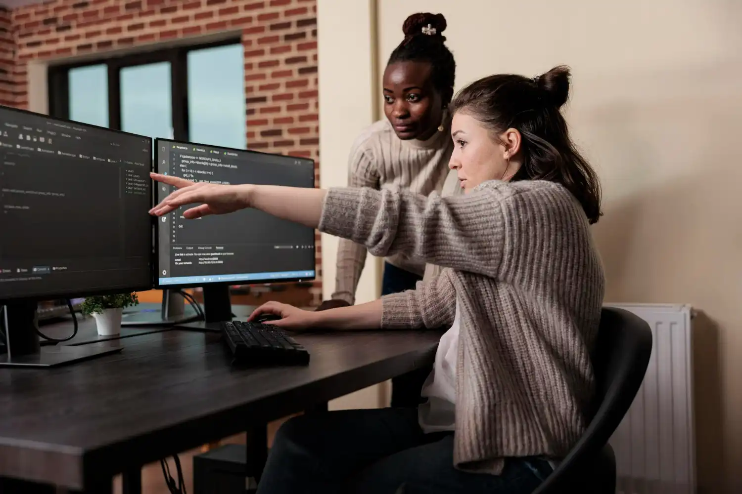 recuperar variable de un componente angular output​