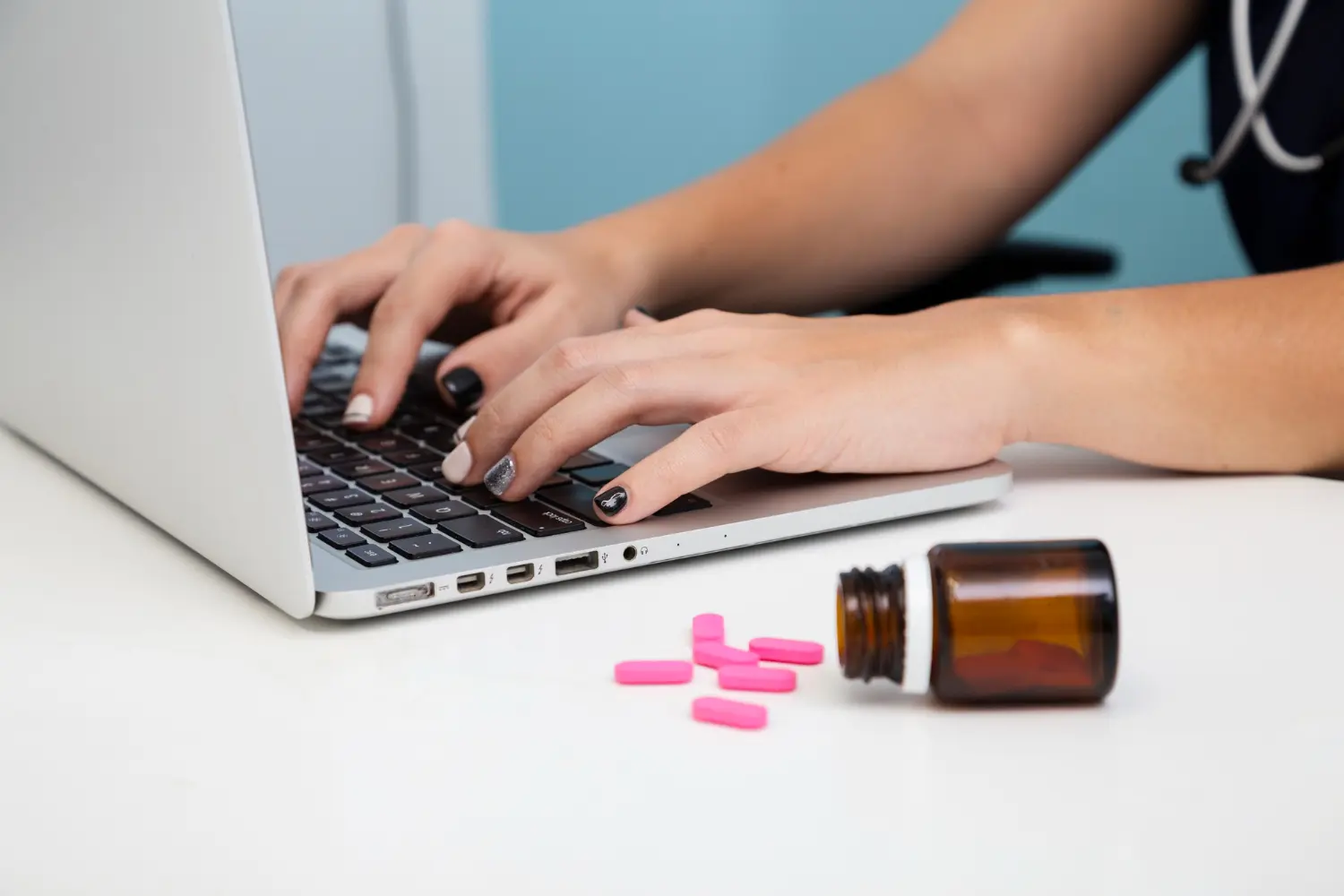 Cómo evitar estafa fármacos online
