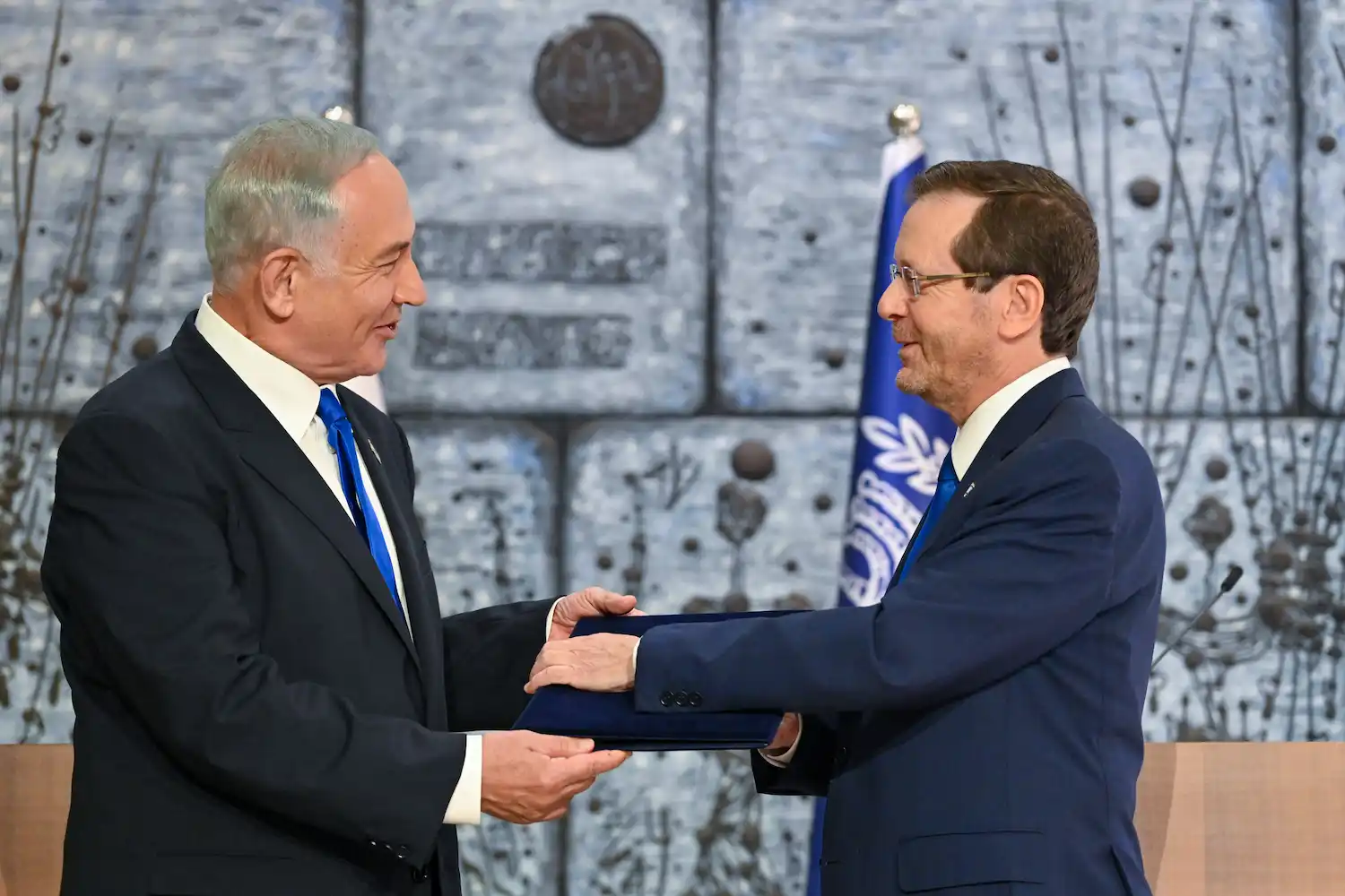 Por qué Netanyahu pide indulto