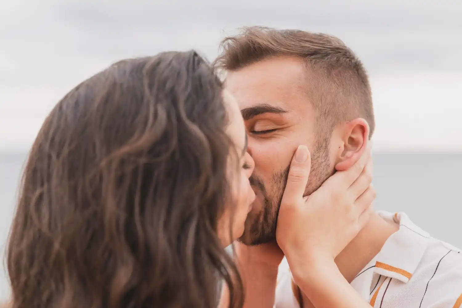 el primer beso de la historia