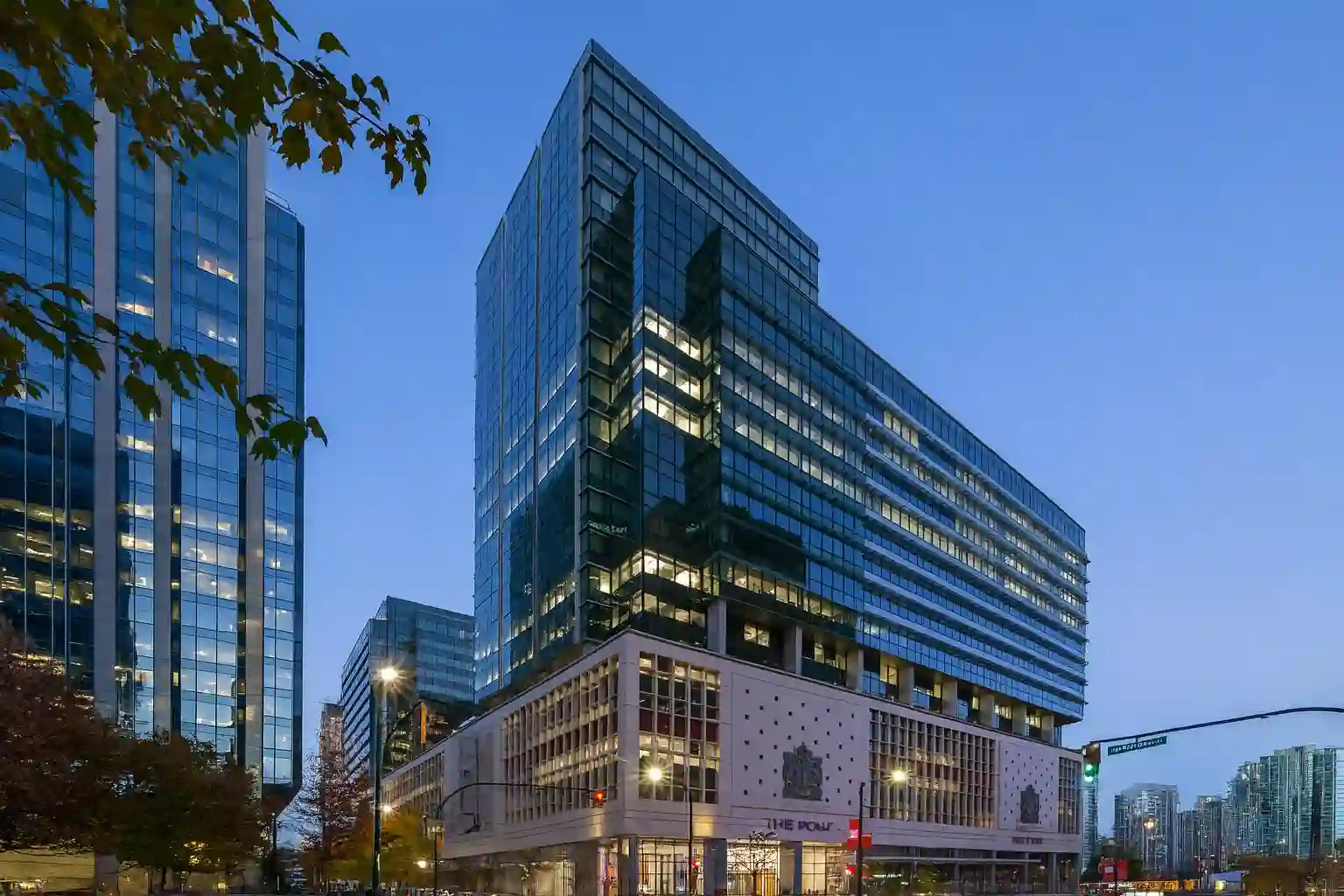 megaedificio que ha comprado Amancio Ortega
