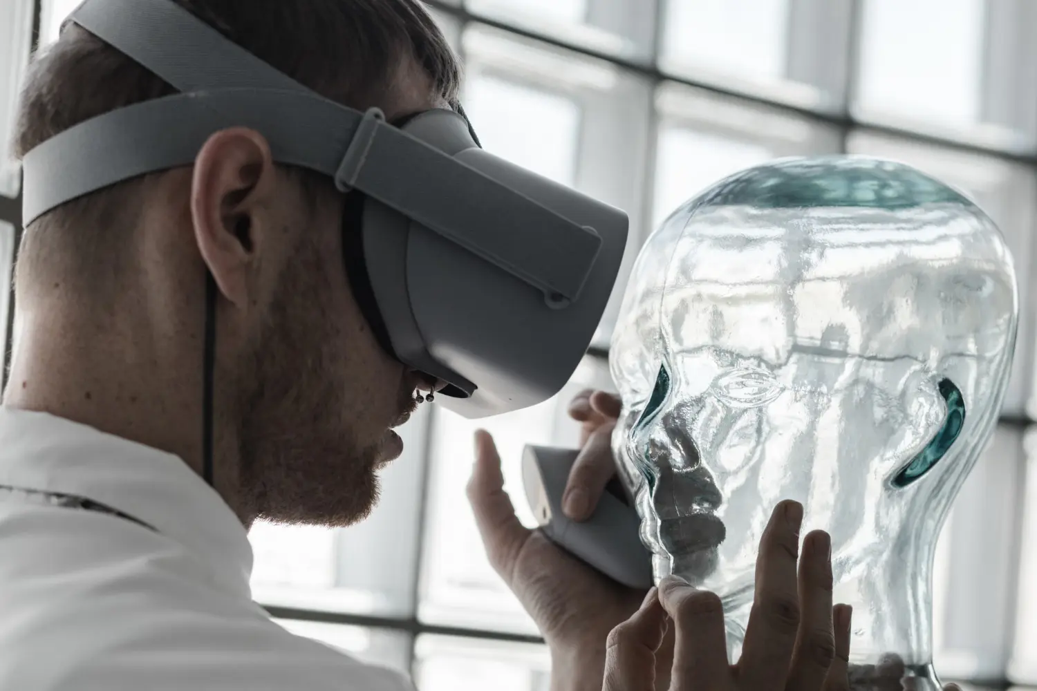 prótesis permite ver comunicando con el cerebro