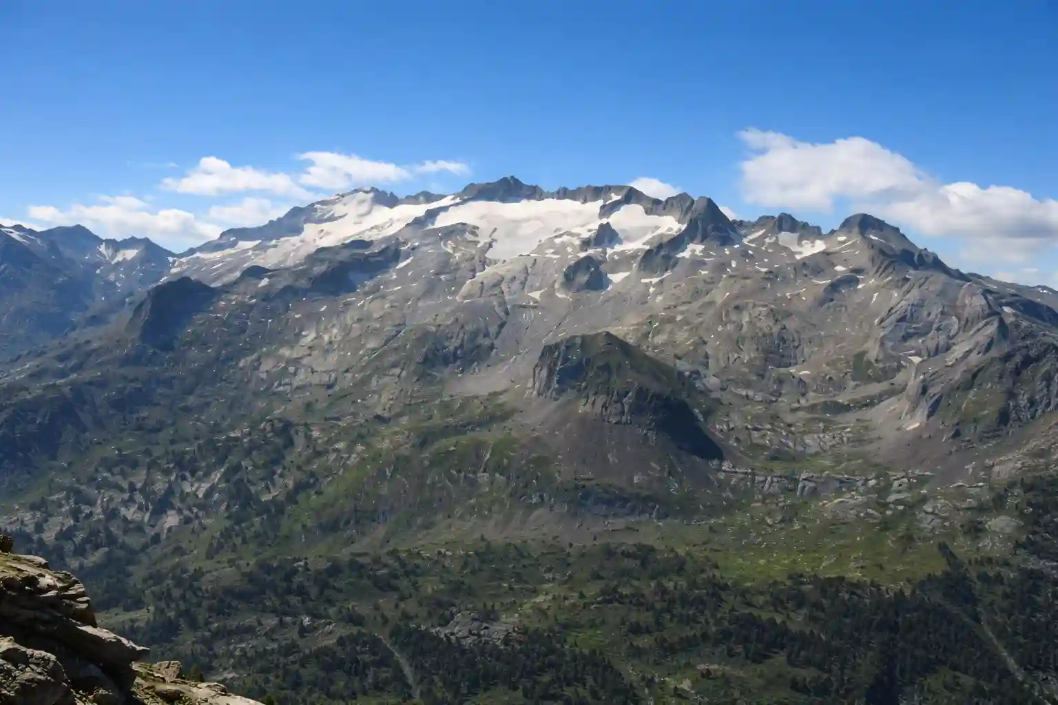 Pico más alto de los Pirineos