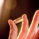 como se si un anillo es de oro