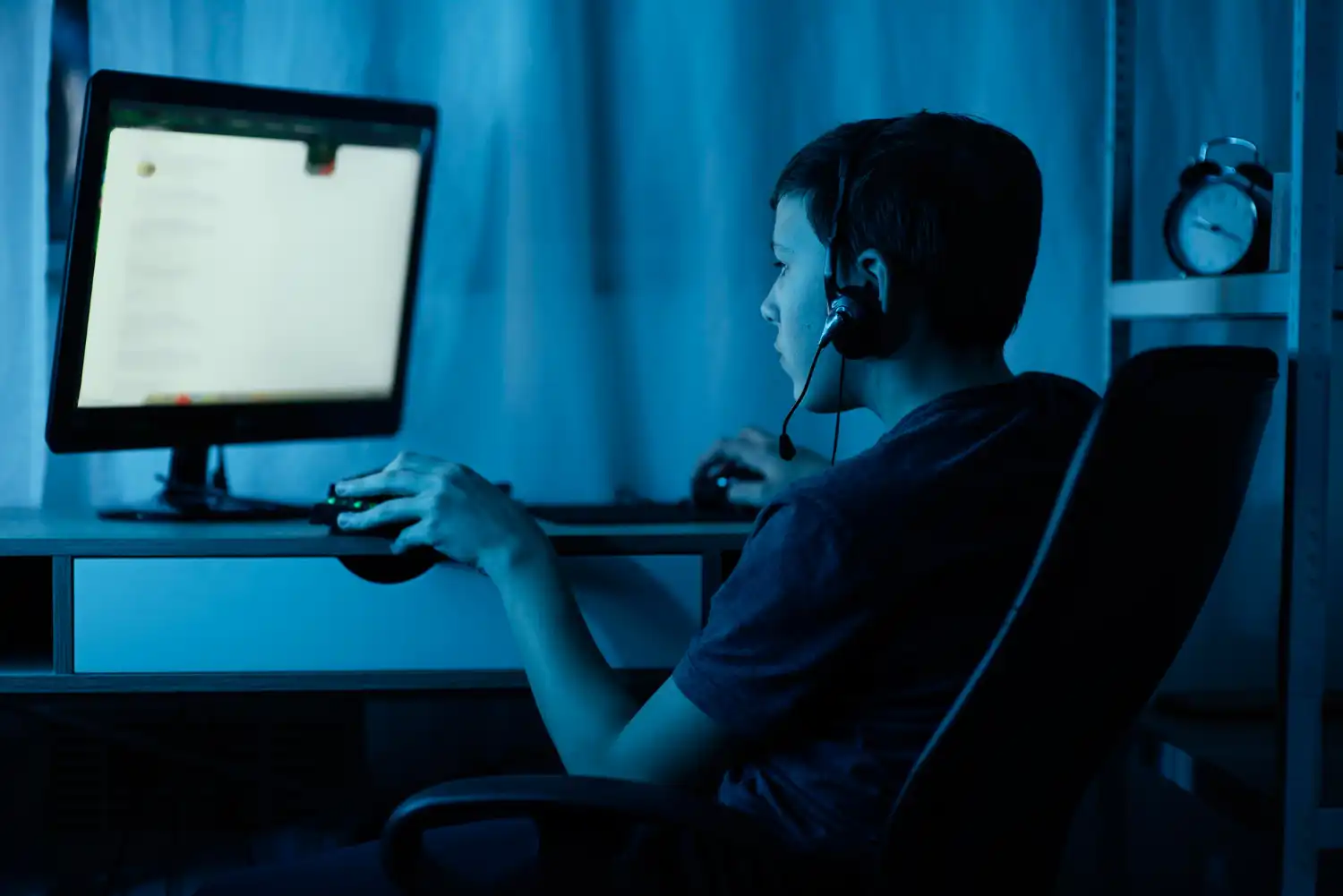 gamer vivió dos años aislado en un hotel de China
