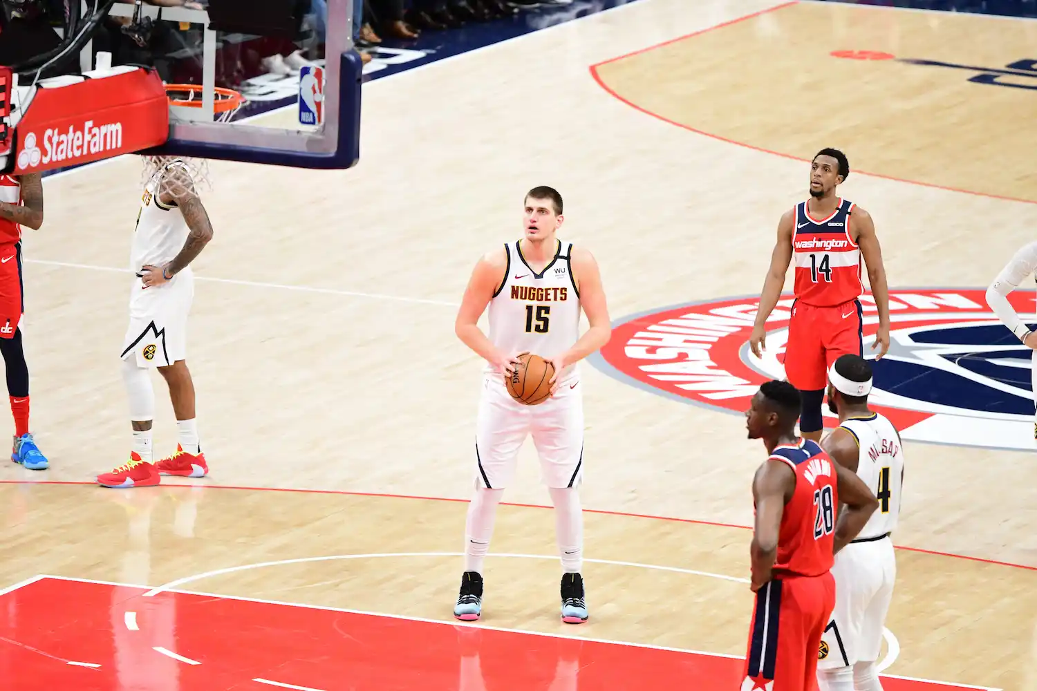 por qué se ha lesionado Nikola Jokic