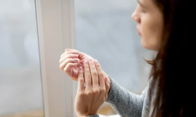 porque se duermen los dedos de la mano