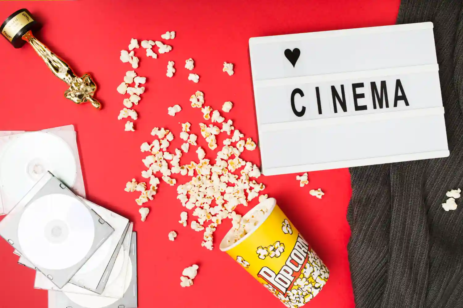 pretende Paramount arrebatar Warner a Netflix