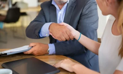 visita al notario 10 días antes de la firma