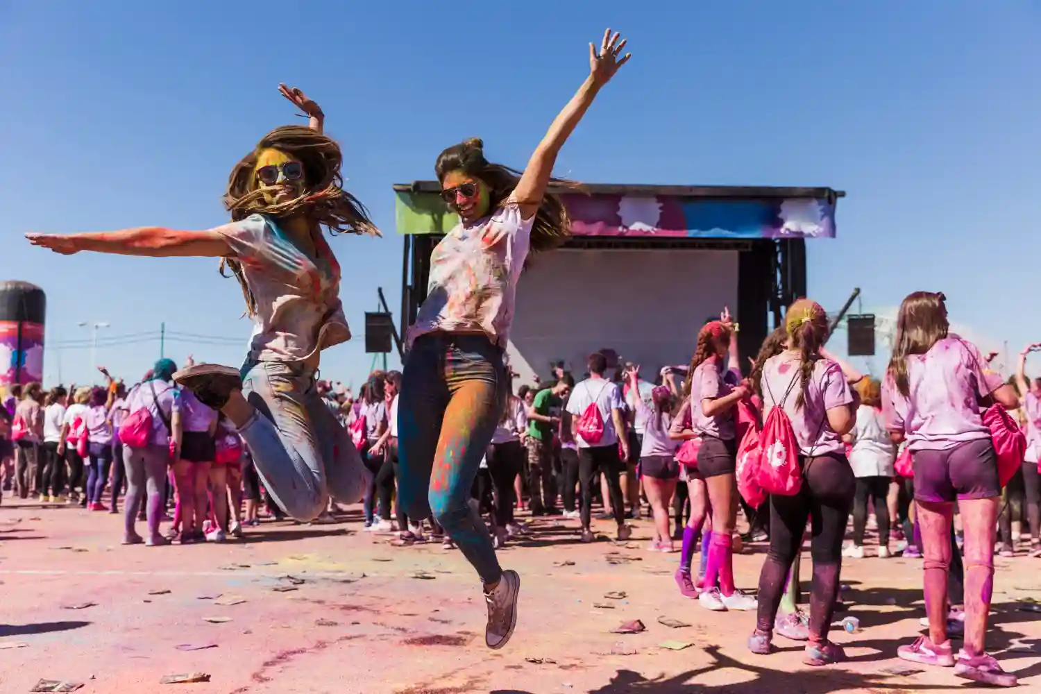 Qué pasa con la rave del Cenajo