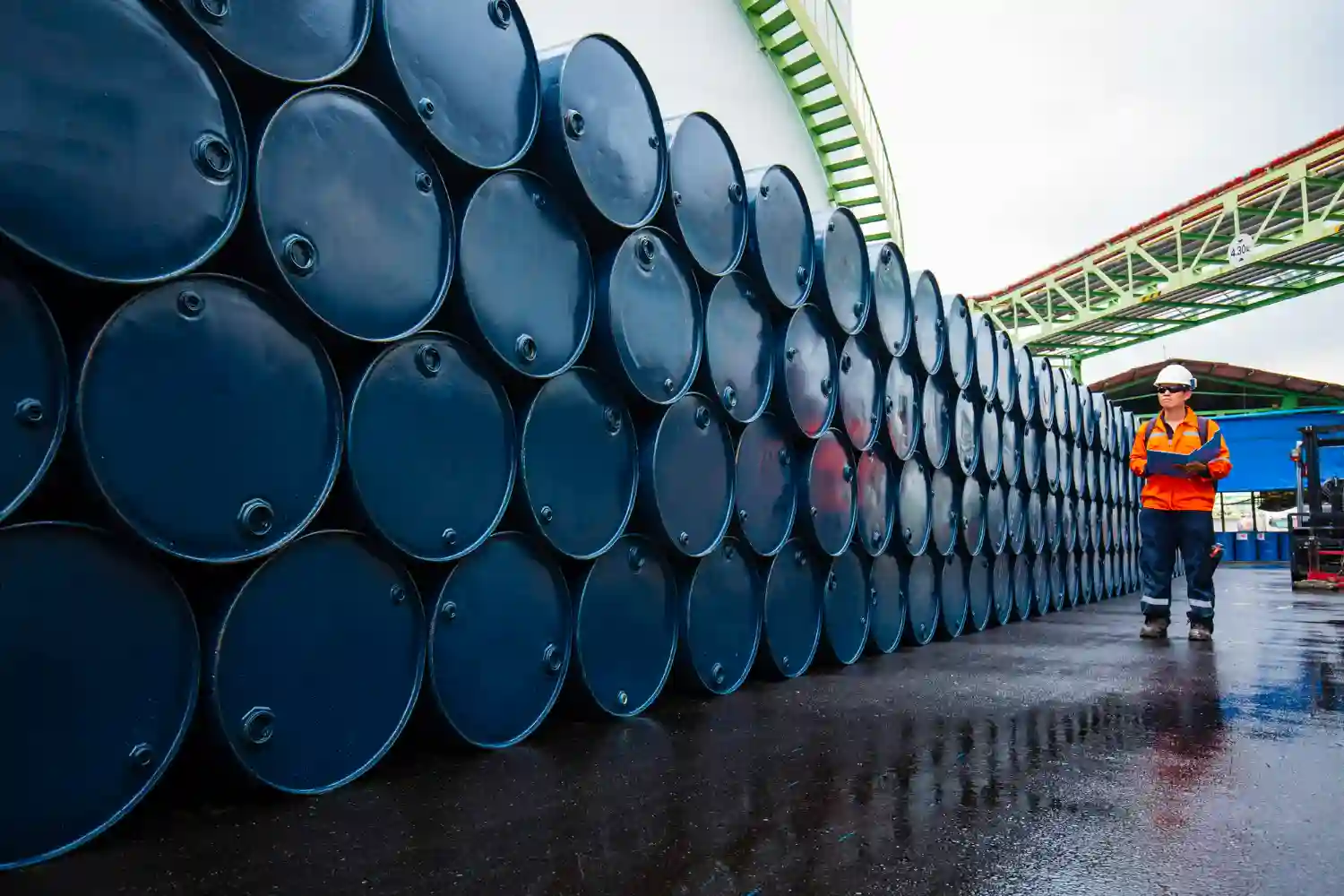 Trump anuncia entrega petróleo venezolano