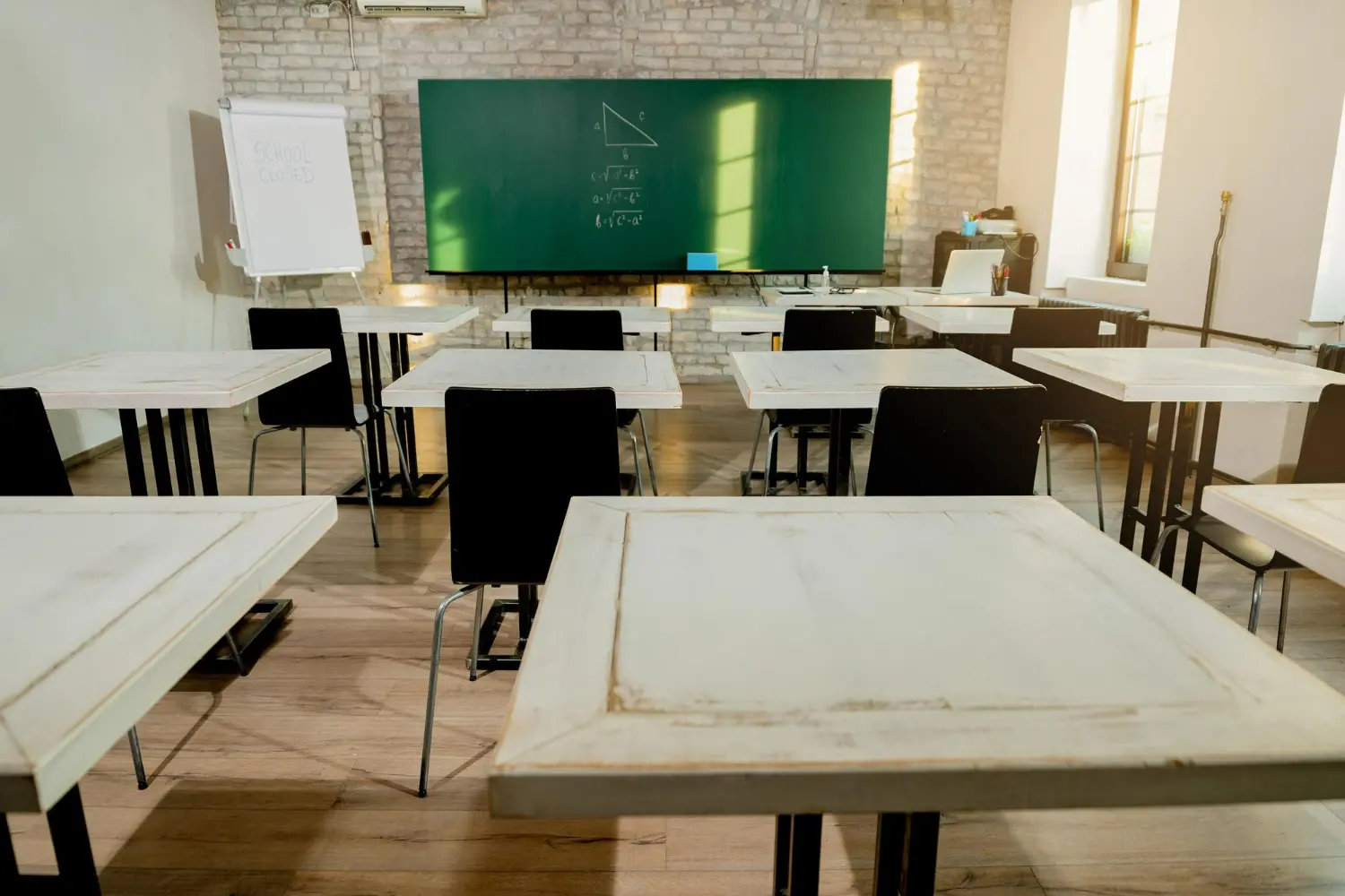 se suspenden las clases mañana