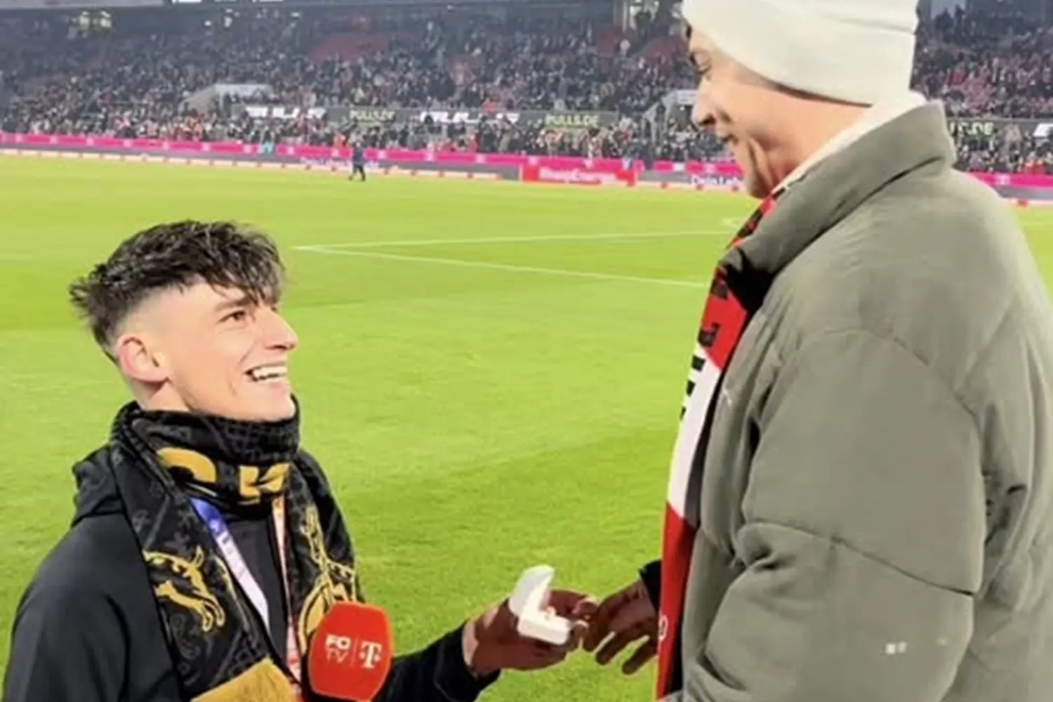 árbitro que pidió matrimonio en la Bundesliga