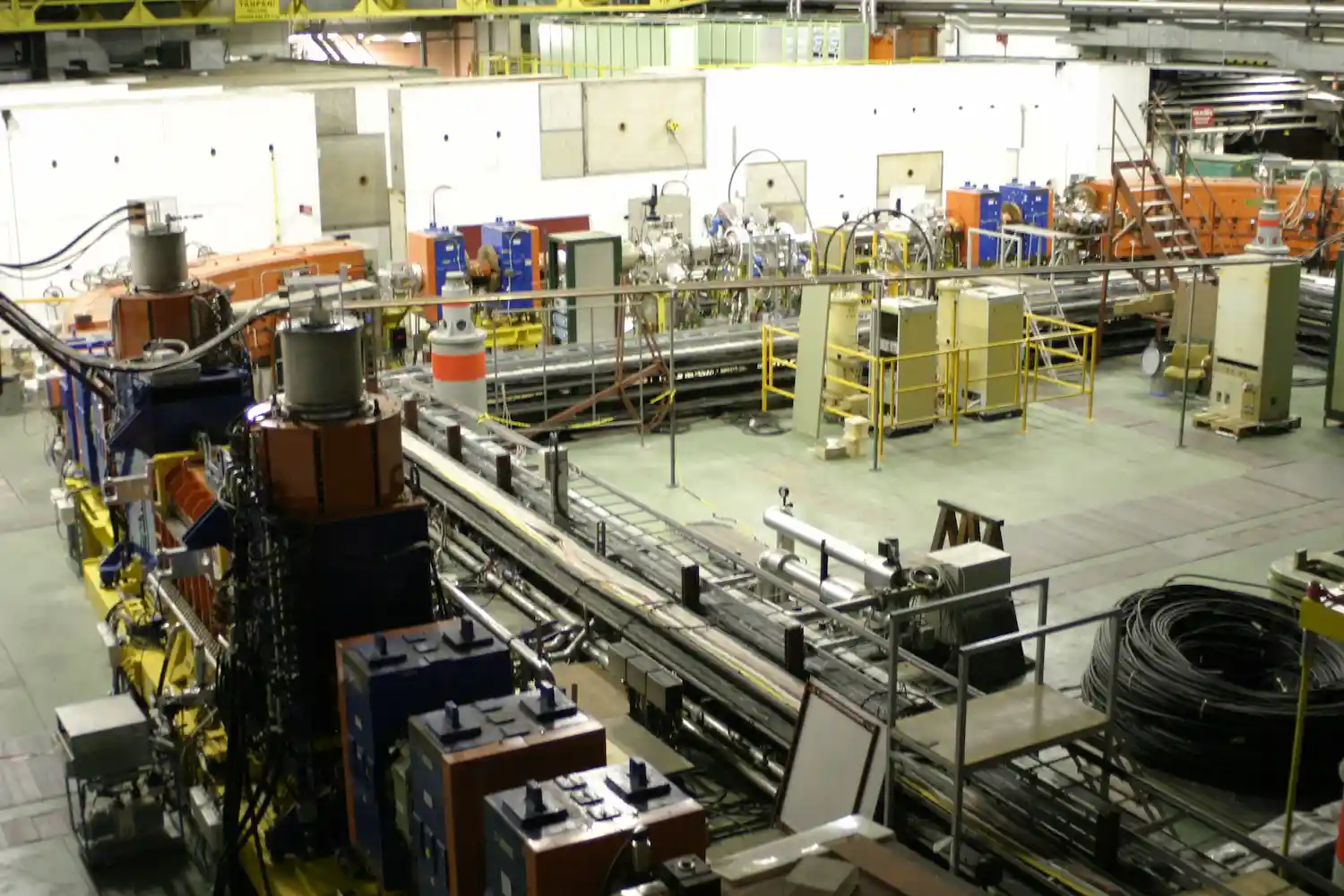 CERN logra llevar antimateria en un camión
