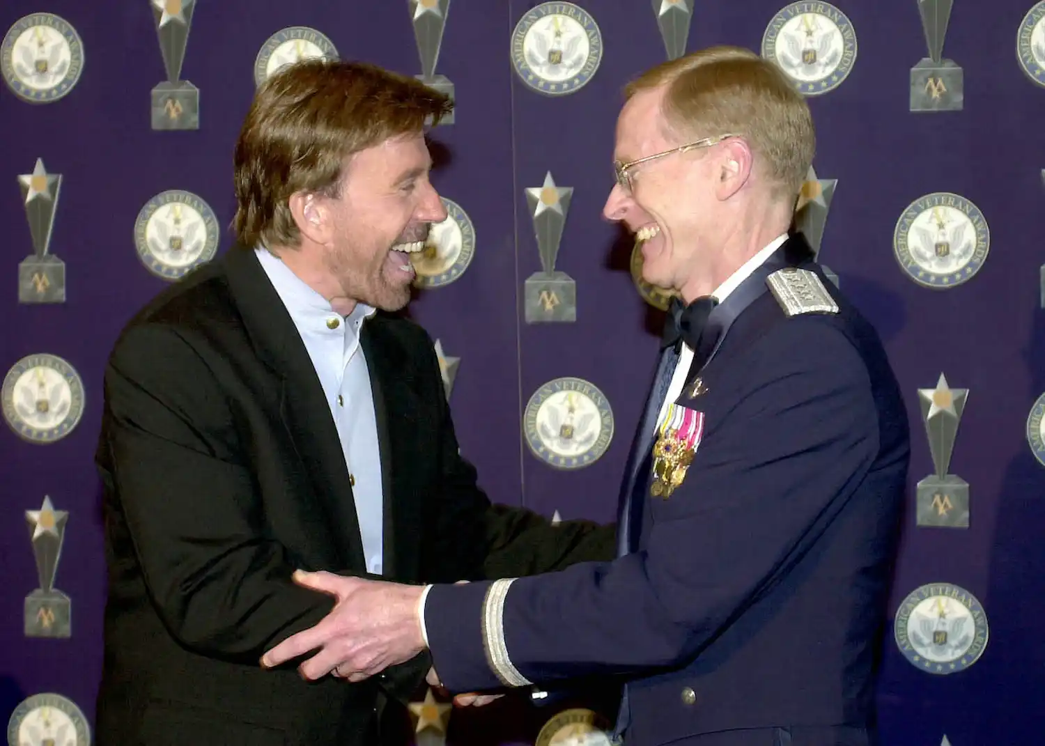 Chuck Norris hospitalizado en Hawái
