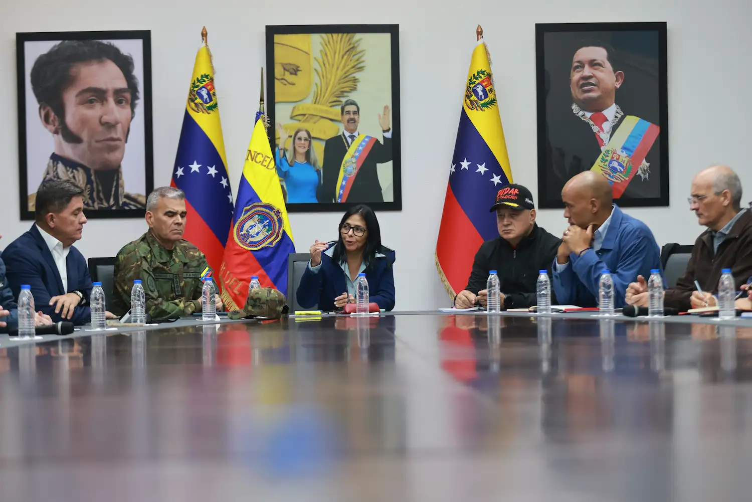 Trump reconoce a Delcy en Venezuela