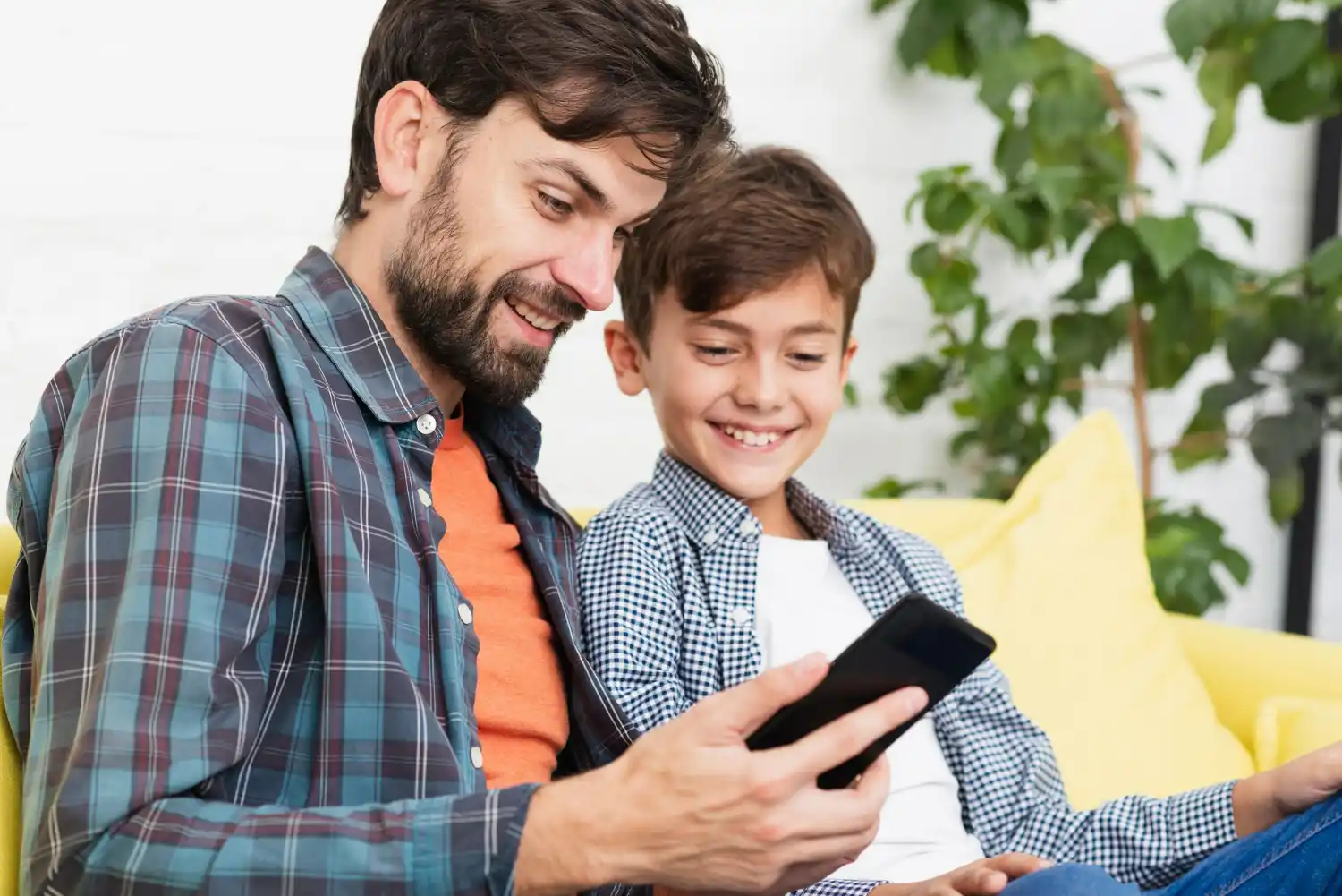 WhatsApp cuentas para menores control parental