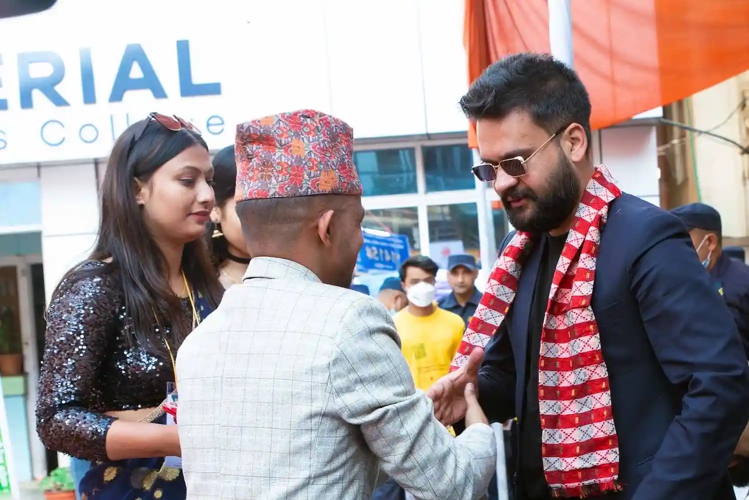 rapero primer ministro de Nepal