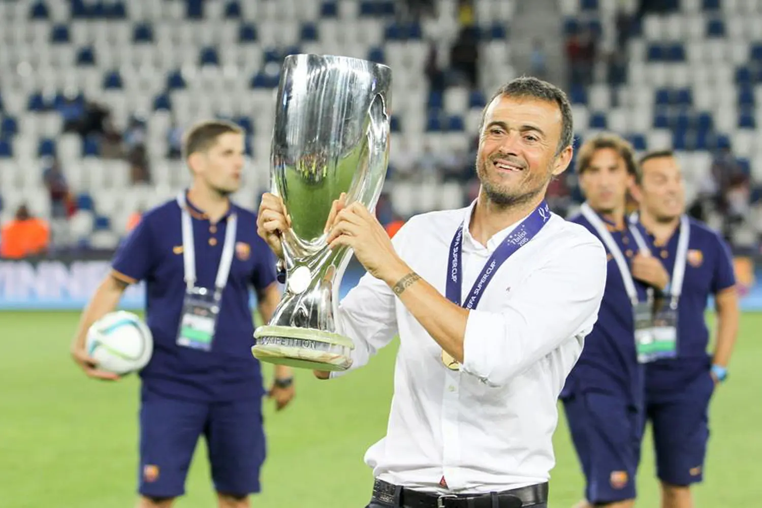 Luis Enrique deja el PSG