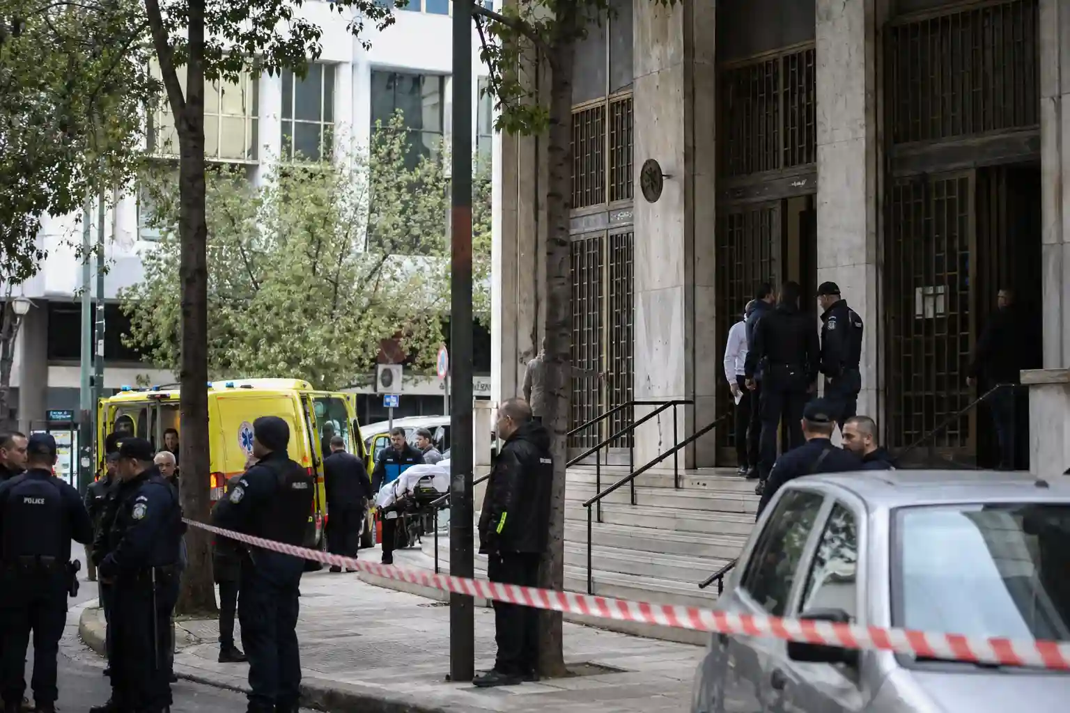 Quién disparó en Atenas
