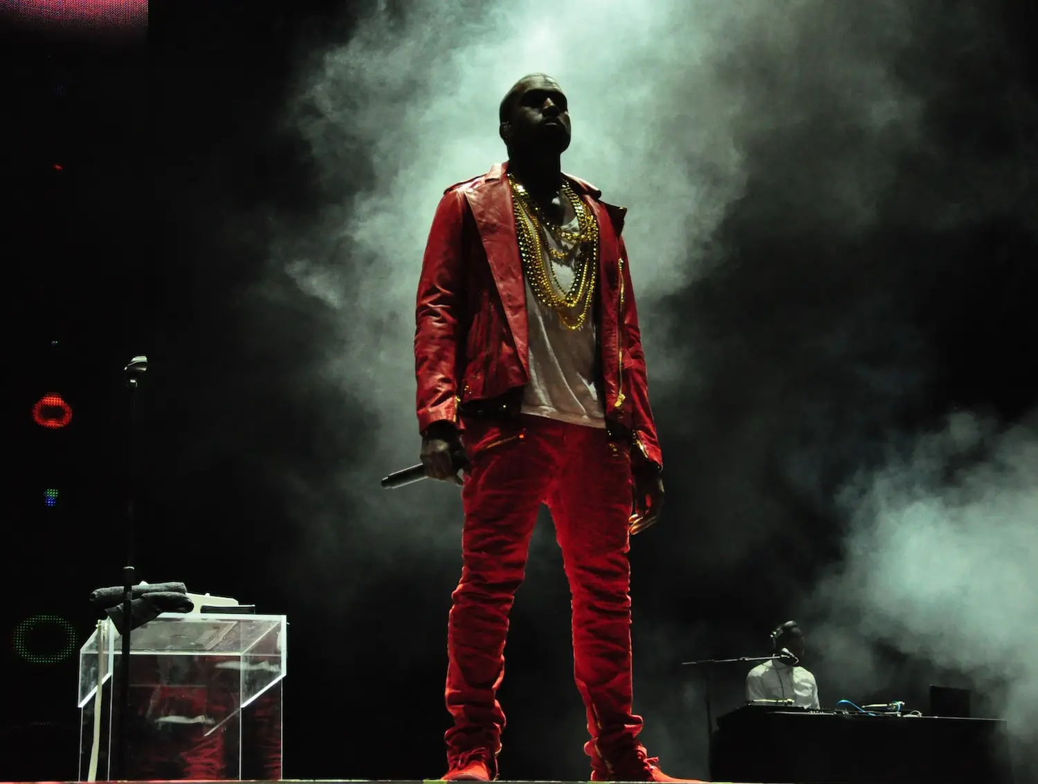 Reino Unido veta la entrada a Kanye West