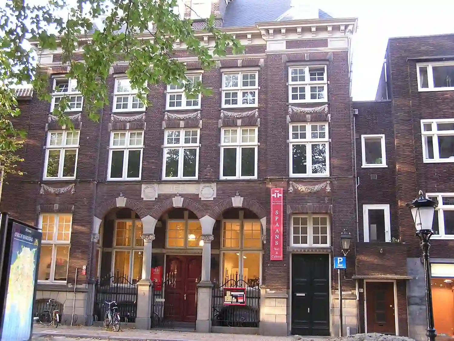 embargan el Instituto Cervantes de Utrecht