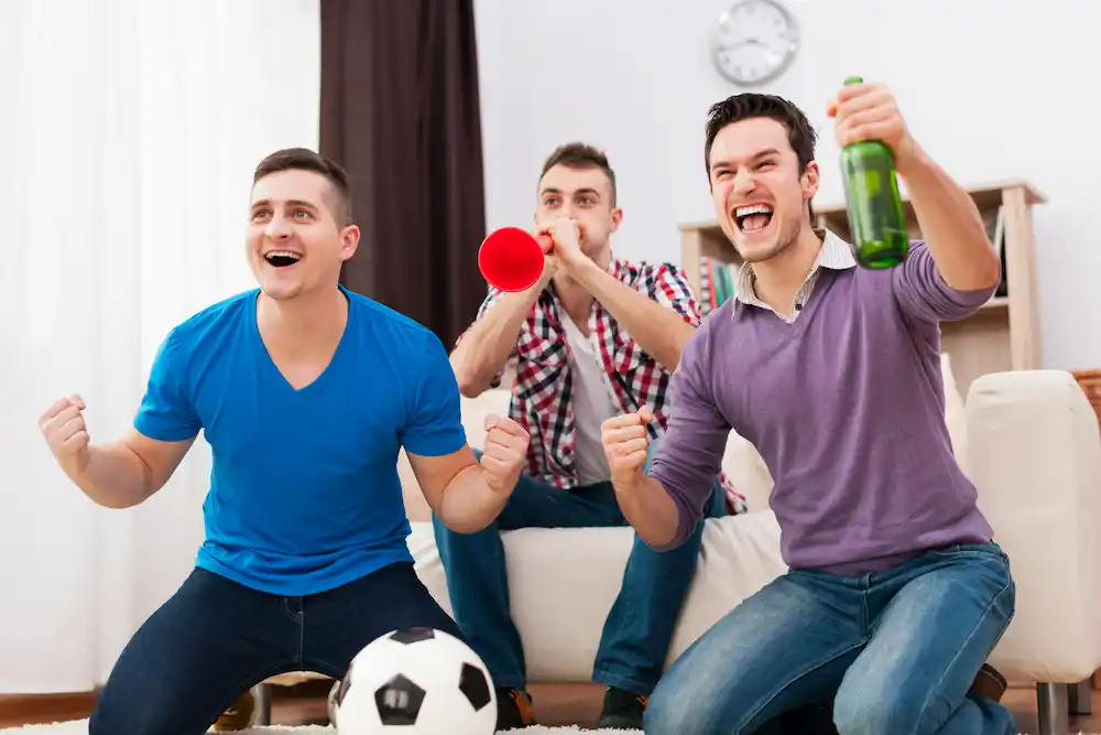Partidos de fútbol hoy 8 de mayo