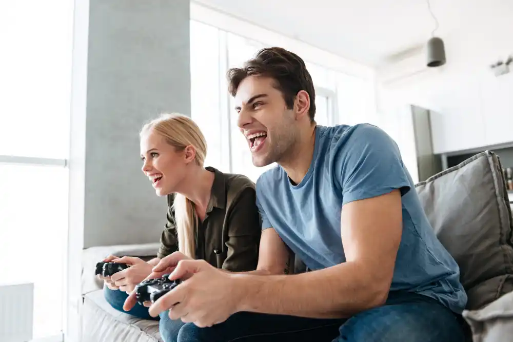 chicos juega a Kingdom Hearts 4