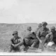 Fotografía de soldados de la Guerra Civil española para ilustrar "porque empezo la guerra civil española" en un artículo sobre sus causas y el estallido del conflicto.