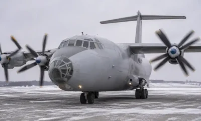 avion ruso con morro de cristal