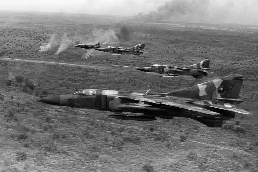 aviones cubanos en la Operación Carlota