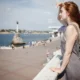 chica francesa sufriendo calor