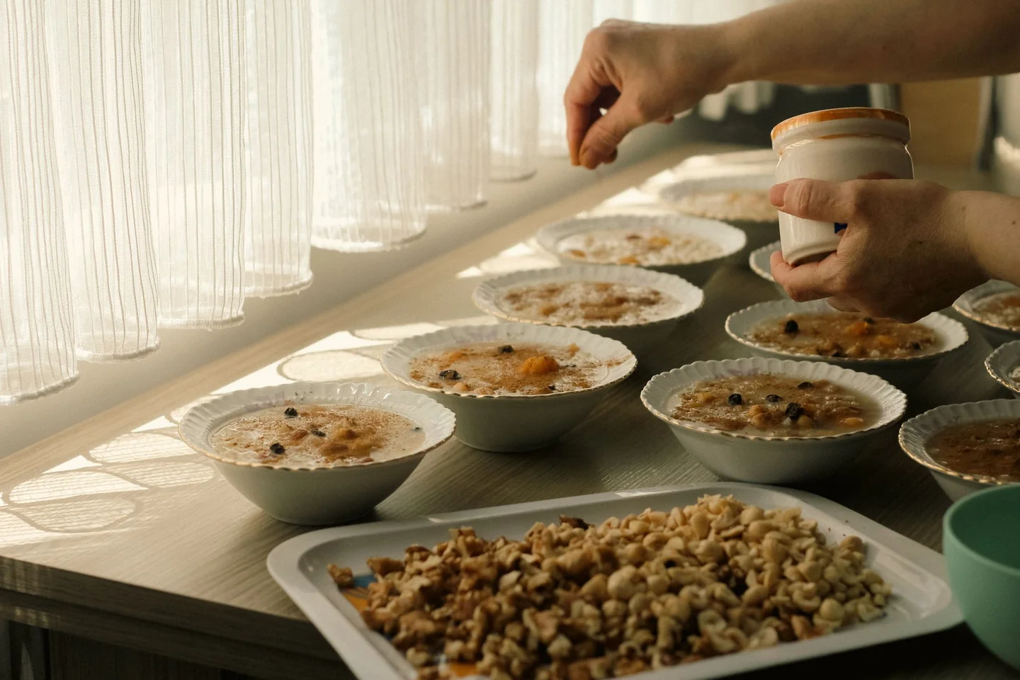 Desayuno saludable para ilustrar como mejorar la memoria naturalmente con hábitos cotidianos