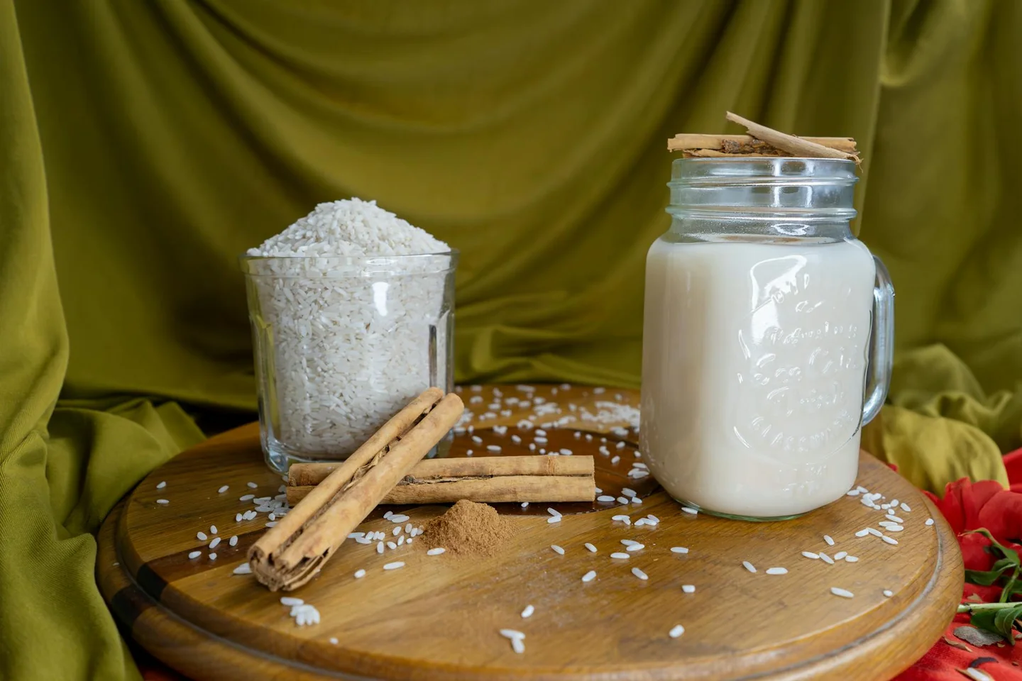 qué historia hay detrás de la horchata valenciana en un vaso de horchata tradicional servido muy frío