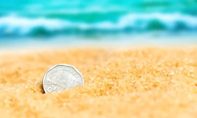 una moneda en la orilla